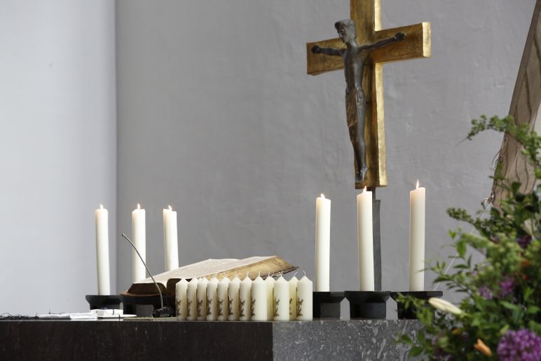 Altar beim Konfirmationsgottesdienst